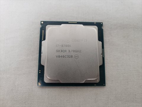 Core i7-8700K バルク (3.70GHz/ターボブースト時4.70GHz/6-core 12-thread/Total Cache 12MB/TDP95W/UHD Graphics630) 各サイトで併売につき売切れのさいはご容赦願います。