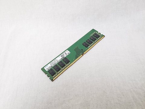 PC4-19200(DDR4 2400) 8GB /バルク 各サイトで併売につき売切れのさいはご容赦願います。
