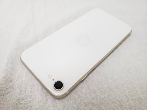 iPhoneSE （第3世代） 64GB スターライト /MMYD3J/A 【softbank SIMFREE】 各サイトで併売につき売切れのさいはご容赦願います。