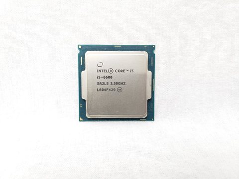 Core i5-6600 バルク (3.30GHz/ターボブースト時3.90GHz/4-core 4-thread/Total Cache 6MB/TDP65W/HD Graphics 530) 各サイトで併売につき売切れのさいはご容赦願います。