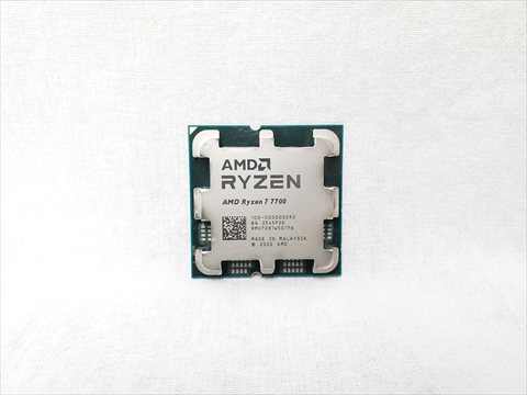 Ryzen7 7700 バルク (8C/16T、3.8GHz(最大5.3)、65W、L2+L3 Cache 40MB、Radeon Graphics ) 各サイトで併売につき売切れのさいはご容赦願います。